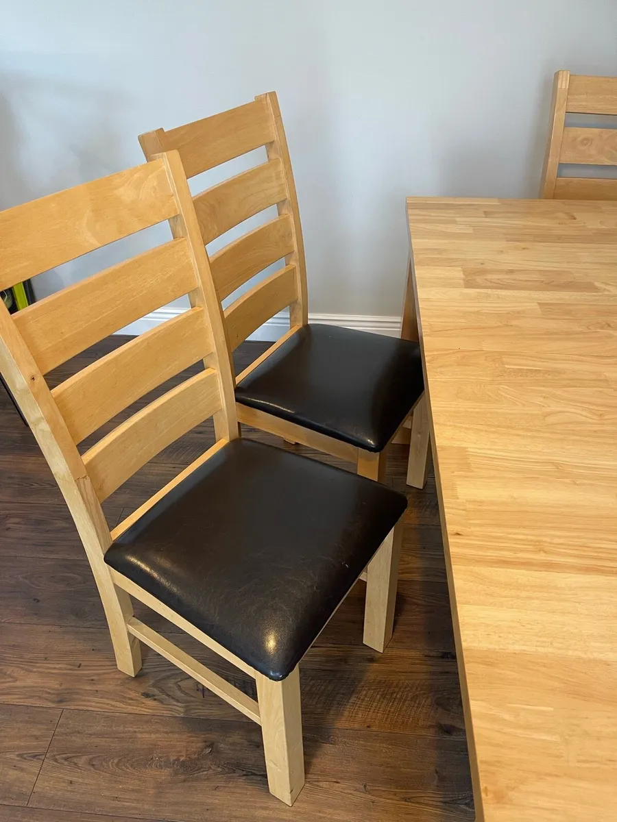 Kitchen table - Image 3