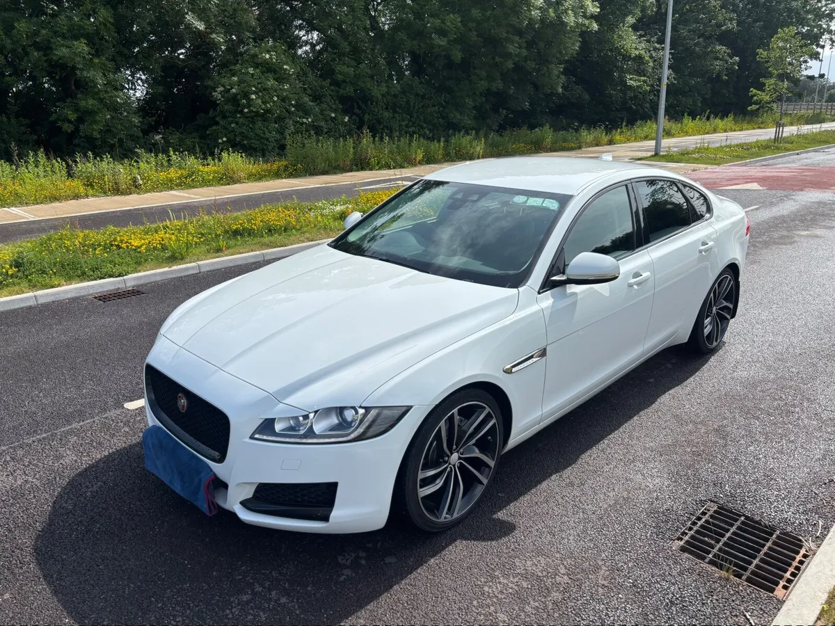 Jaguar XF 2016 2 month warranty! - Image 1