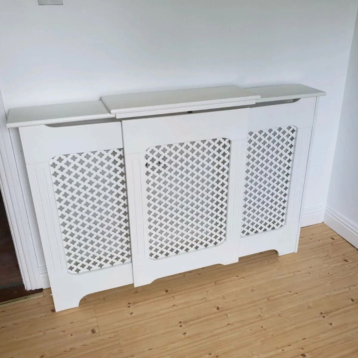 Radiator cover - Image 1