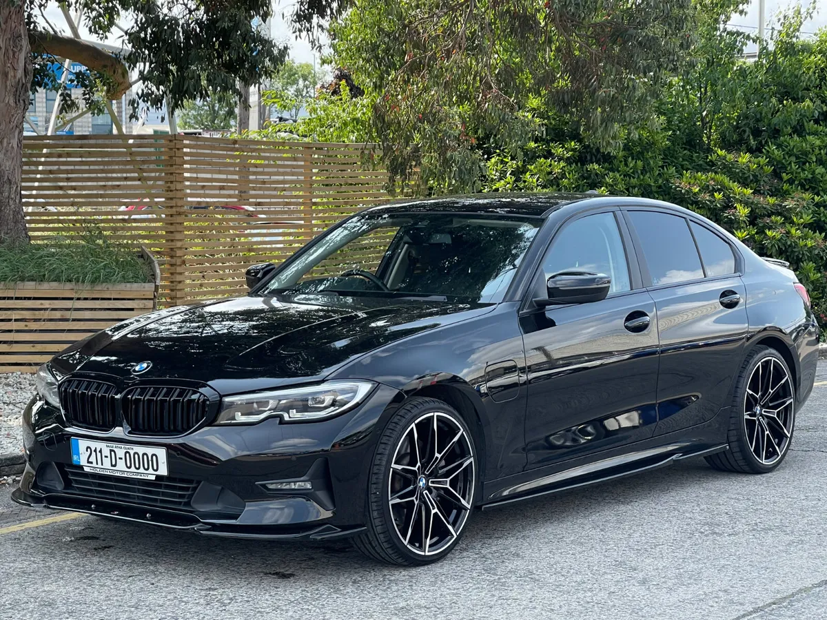 2021 BMW 330E M-PERFORMANCE KIT - Image 2