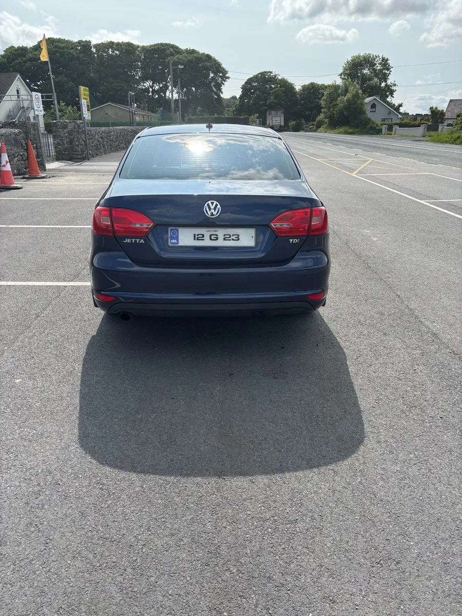 2012 Volkswagen Jetta 1.6 tdi - Image 2