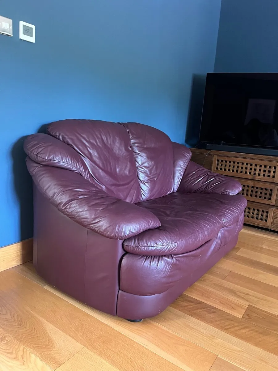 Purple Leather 2 seater Sofa - Image 2