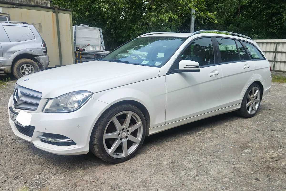 Mercedes c class 2013 Elegance Sport estate - Image 2