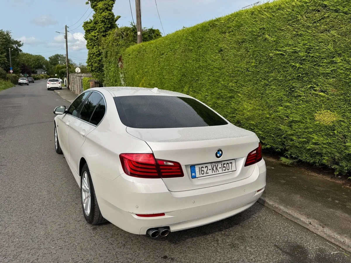BMW 520d pearl white automatic - Image 4