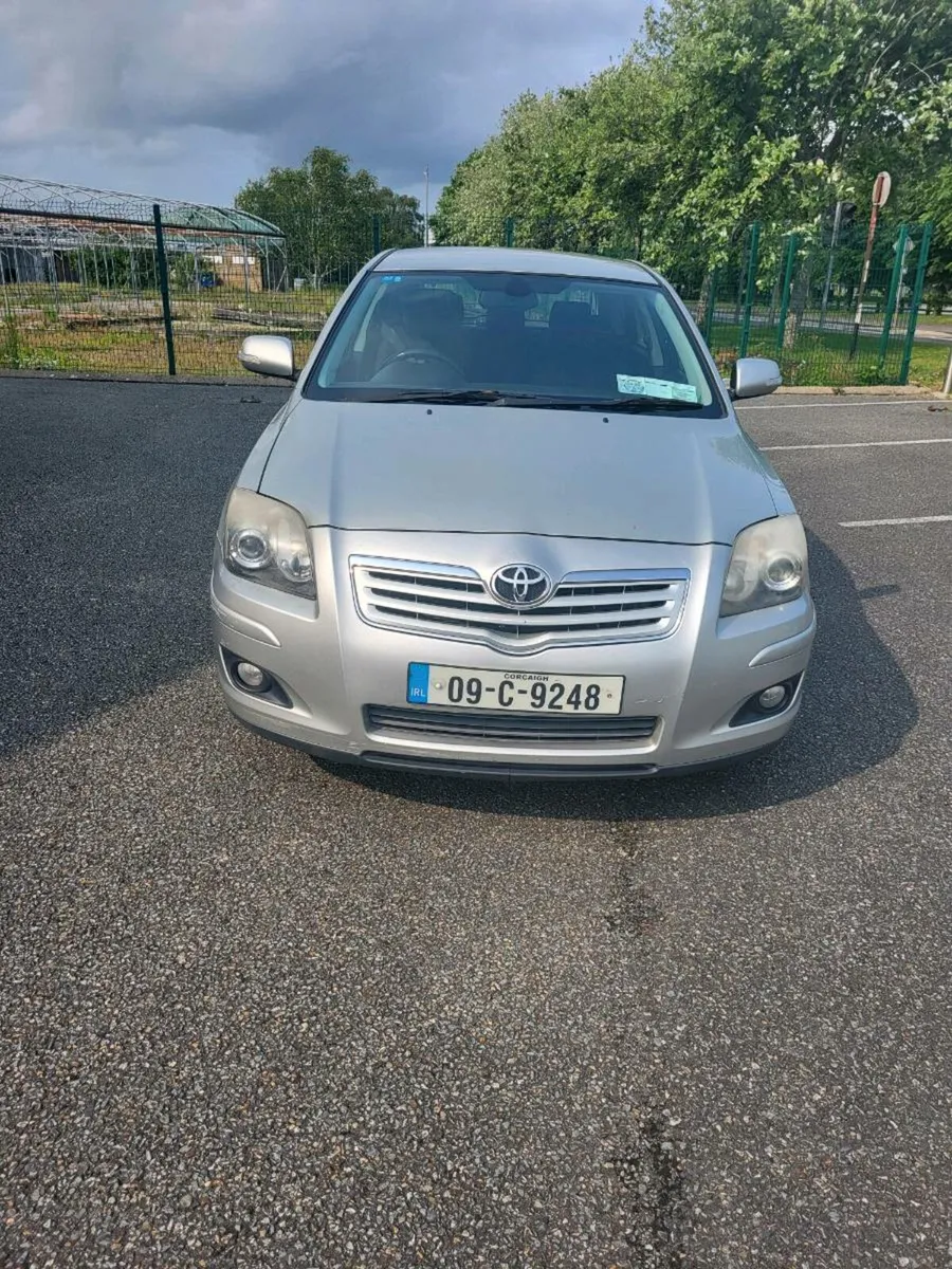 Toyota Avensis - Image 1