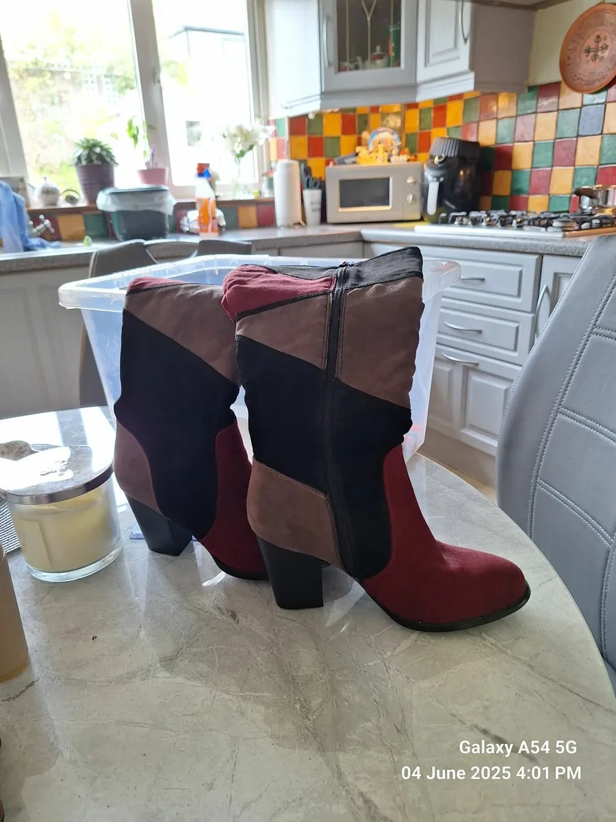 Footwear - Image 2