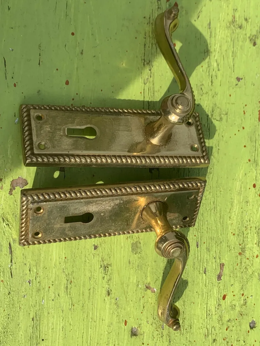 Polished Brass Door Handles 8 pairs - Image 1