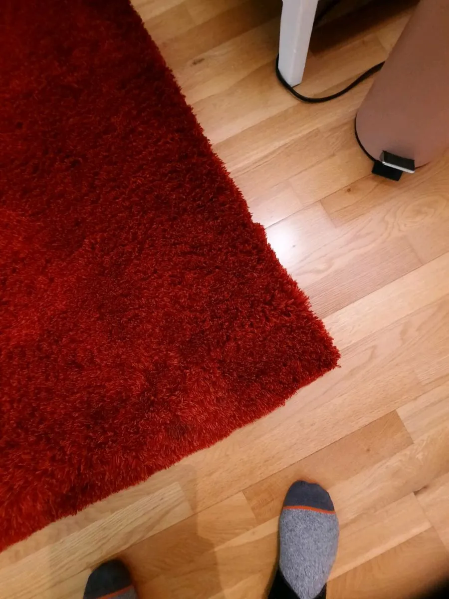 Heavyweight Red Rug - Image 3