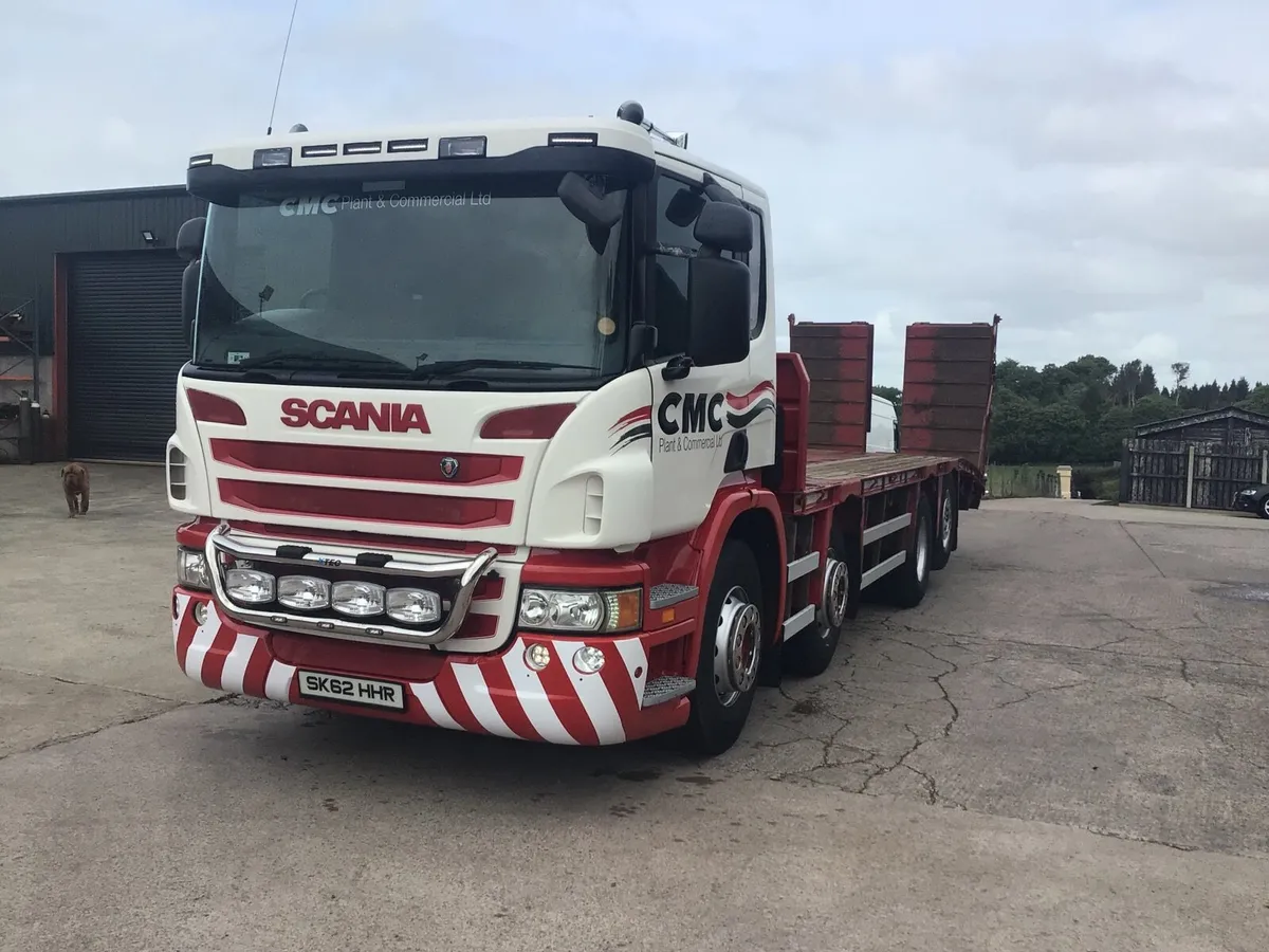 SCANIA P360 8x2 BEAVERTAIL PLANT LORRY - Image 4