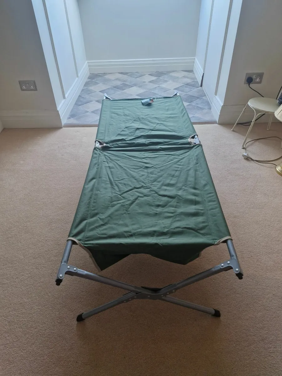 Foldable camp bed - Image 2