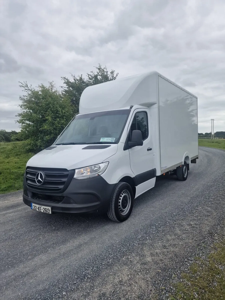 2021 Mercedes-Benz Sprinter Luton / Box Body - Image 1