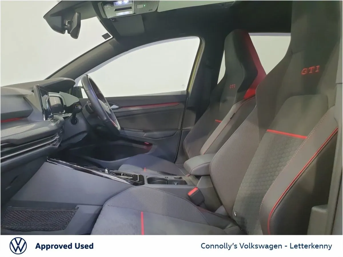 Volkswagen Golf 2.0 TSI 300HP GTI Clubsport DSG - Image 4