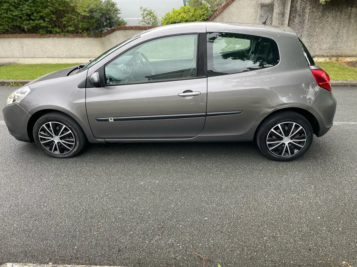 Renault Clio New NCT 11-2025 Tax 06-2025 - Image 4
