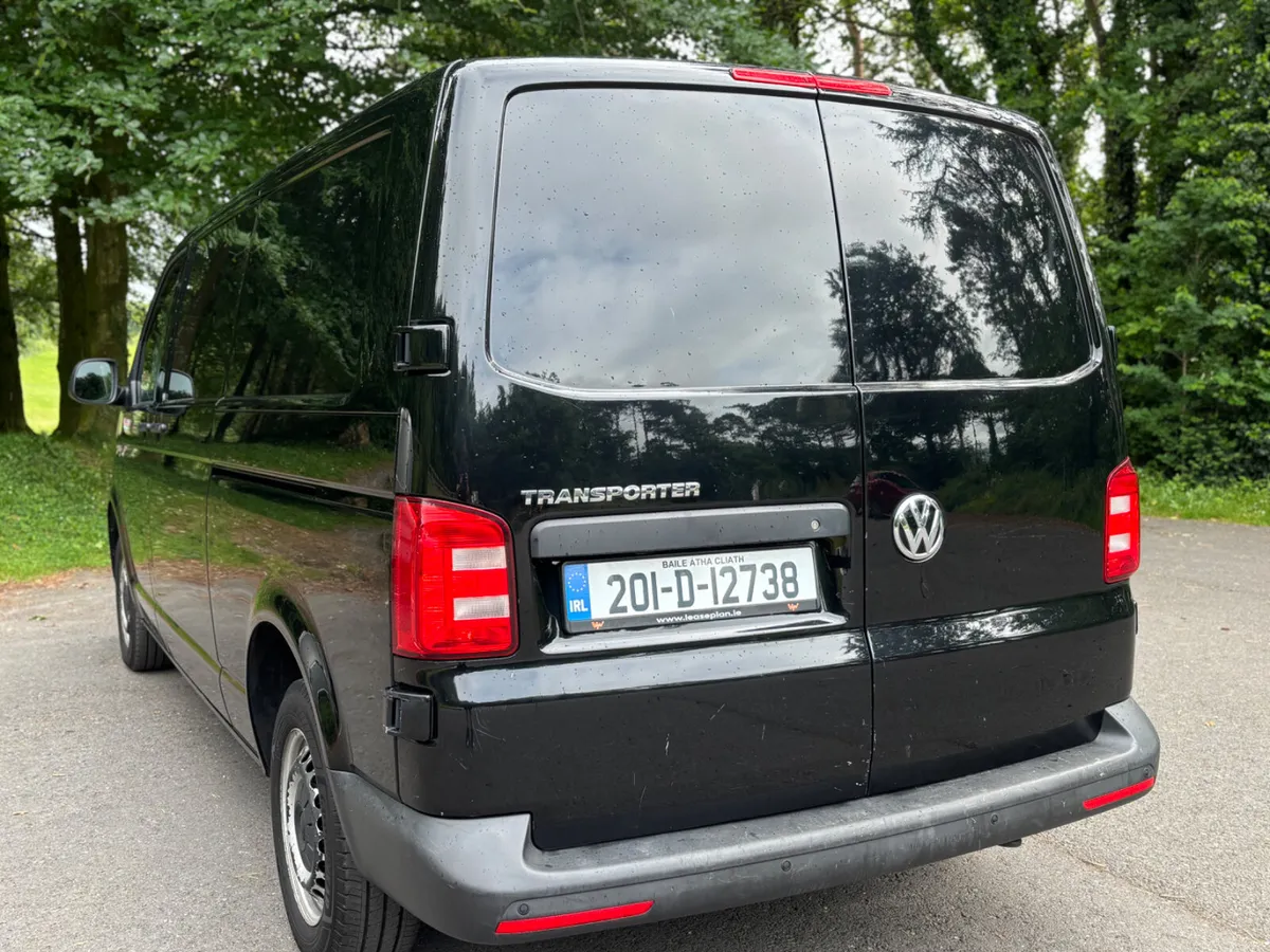 2020 Volkswagen Transporter vat included - Image 3