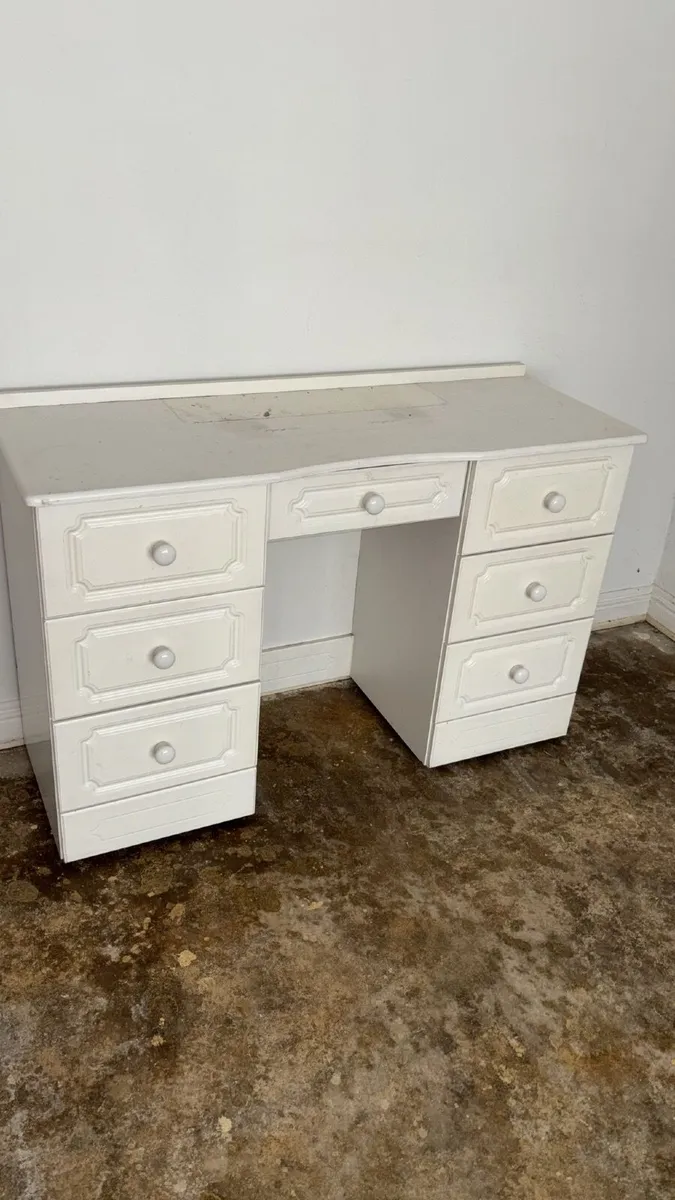 Bedroom dresser - Image 2