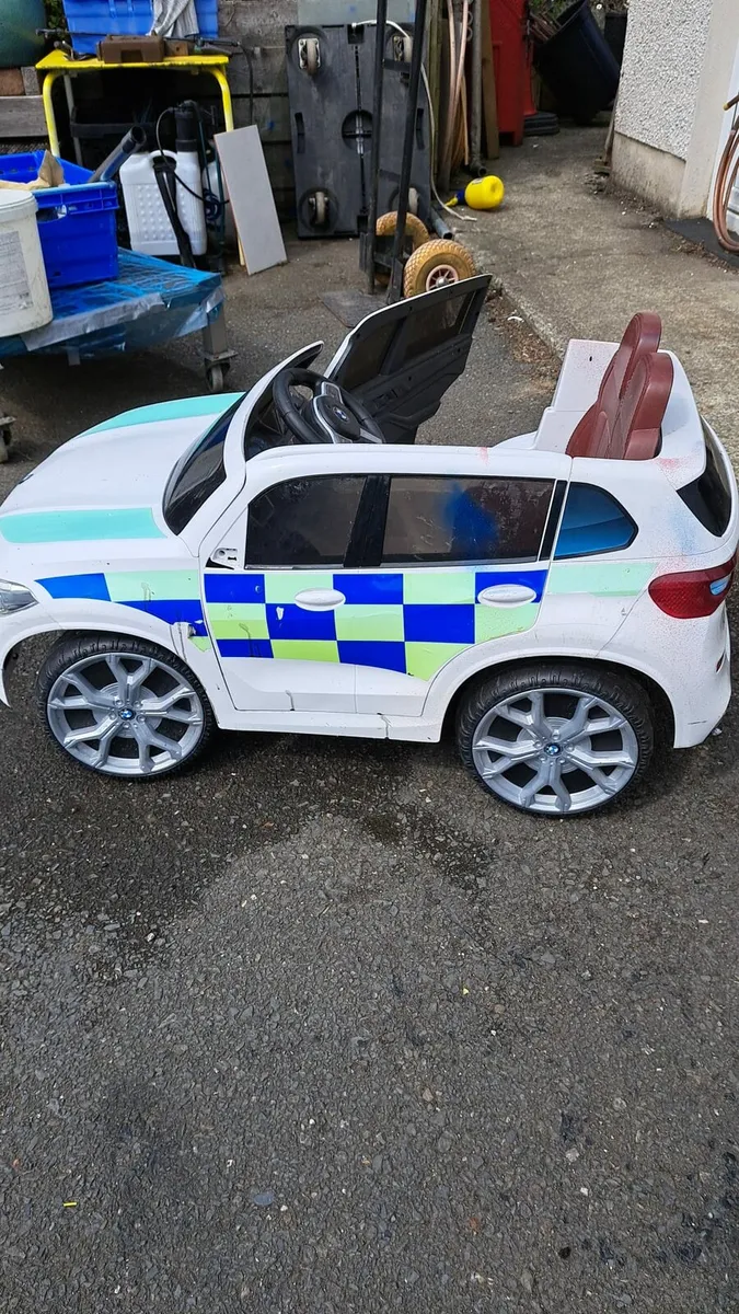 Kids BMW 5 series electric car for sale. - Image 1