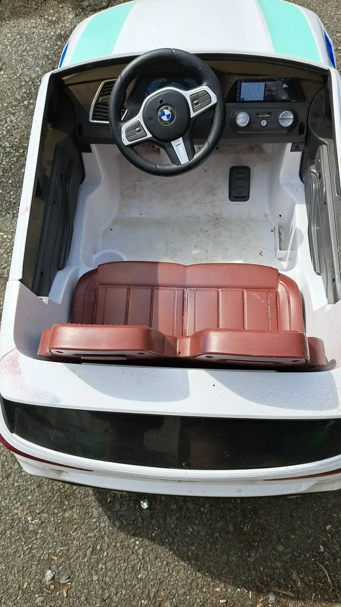 Kids BMW 5 series electric car for sale. - Image 2