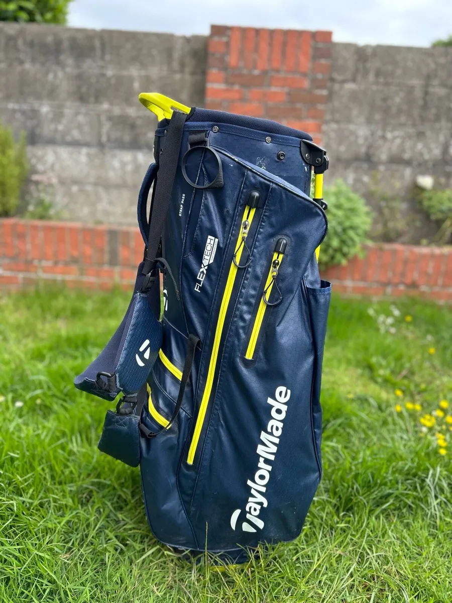 Taylormade Flex Tech Waterproof stand bag - Image 2
