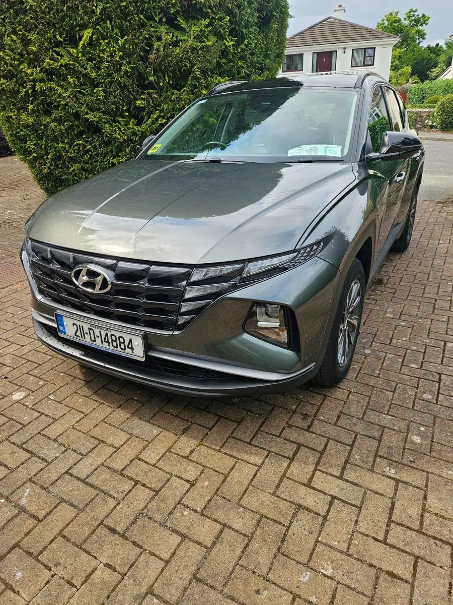 Hyundai Tucson Executive 1.6 Hybrid W/black Roof - Image 4