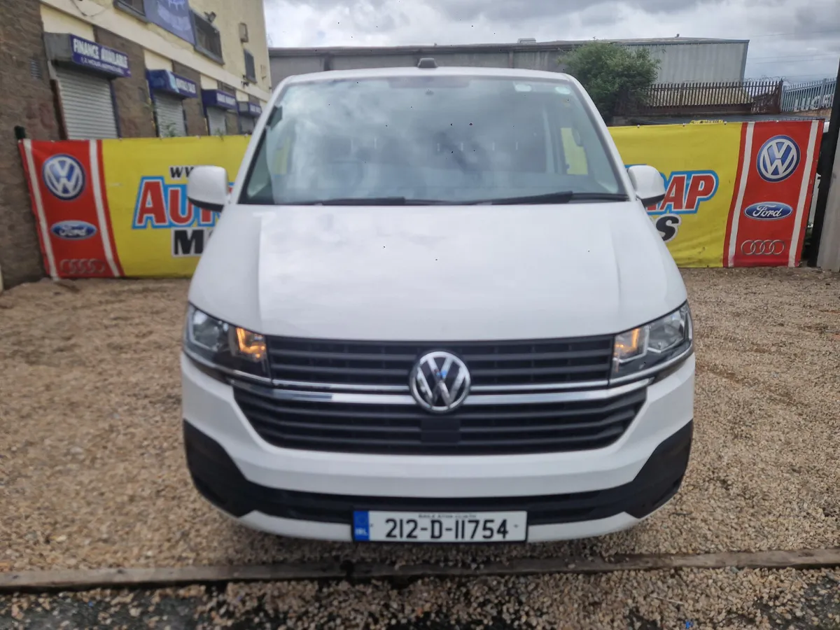 Volkswagen Transporter 2021 - Image 2