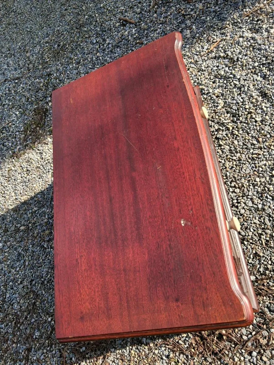 TV/coffee table - Image 2