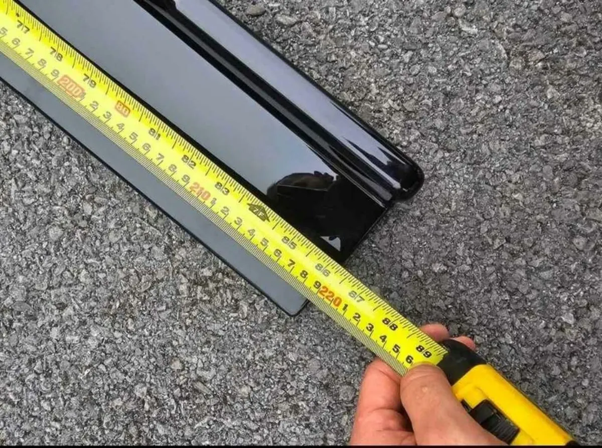 Car Side Skirt - Image 1