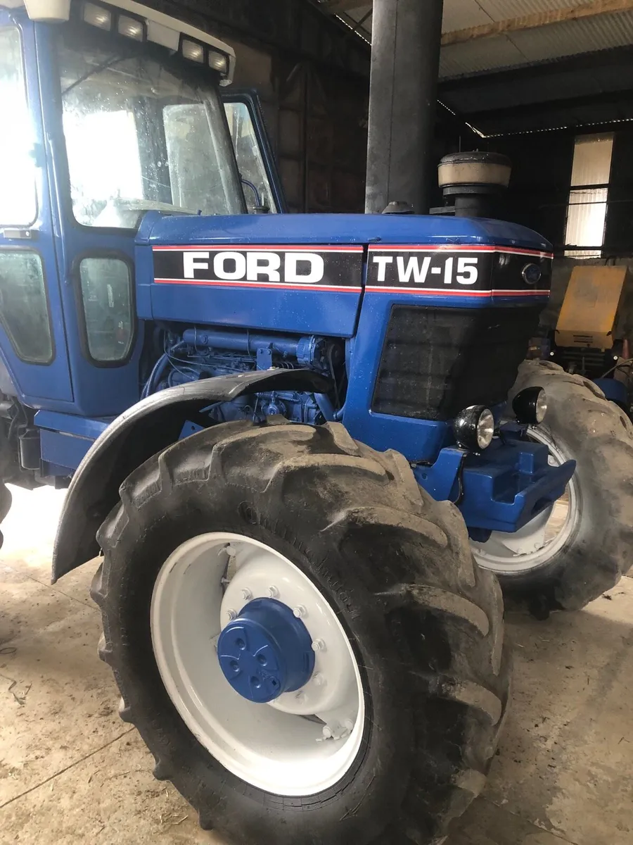 Ford Tw-15 - Image 4
