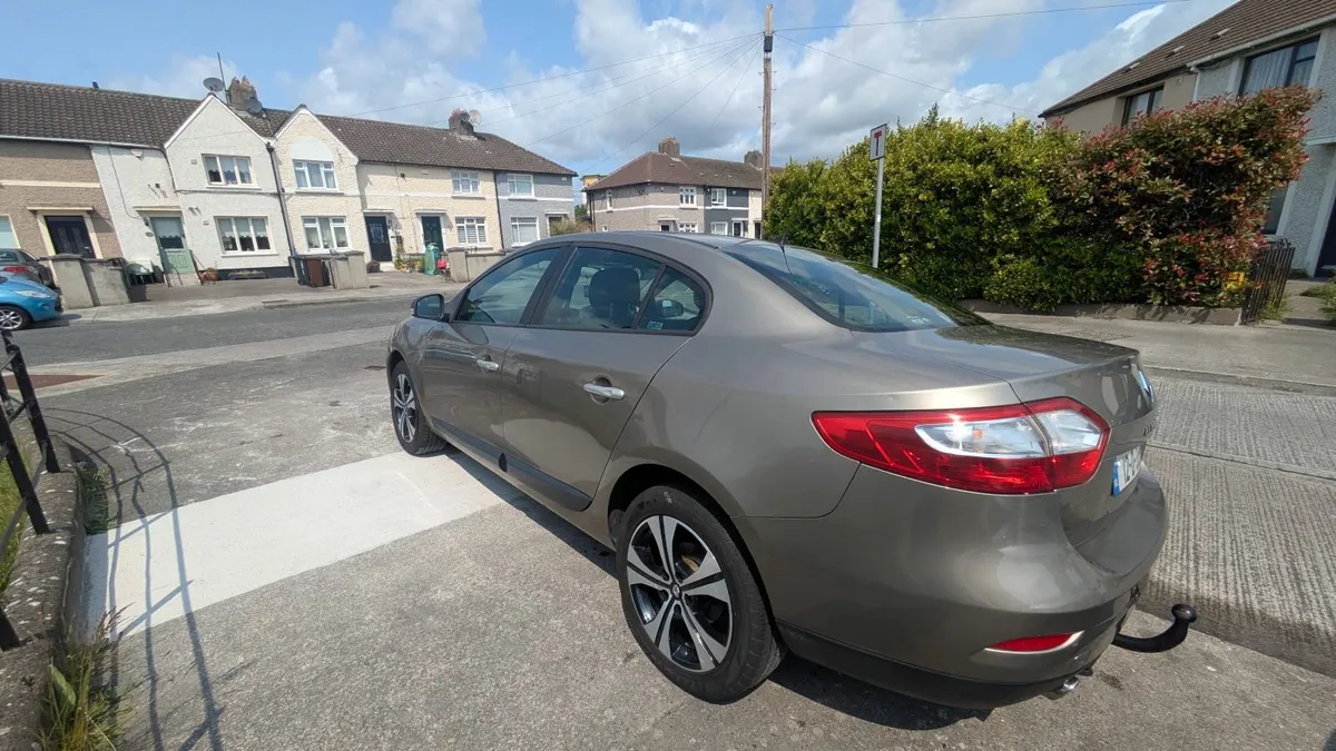 Renault Fluence 2012 - Image 4