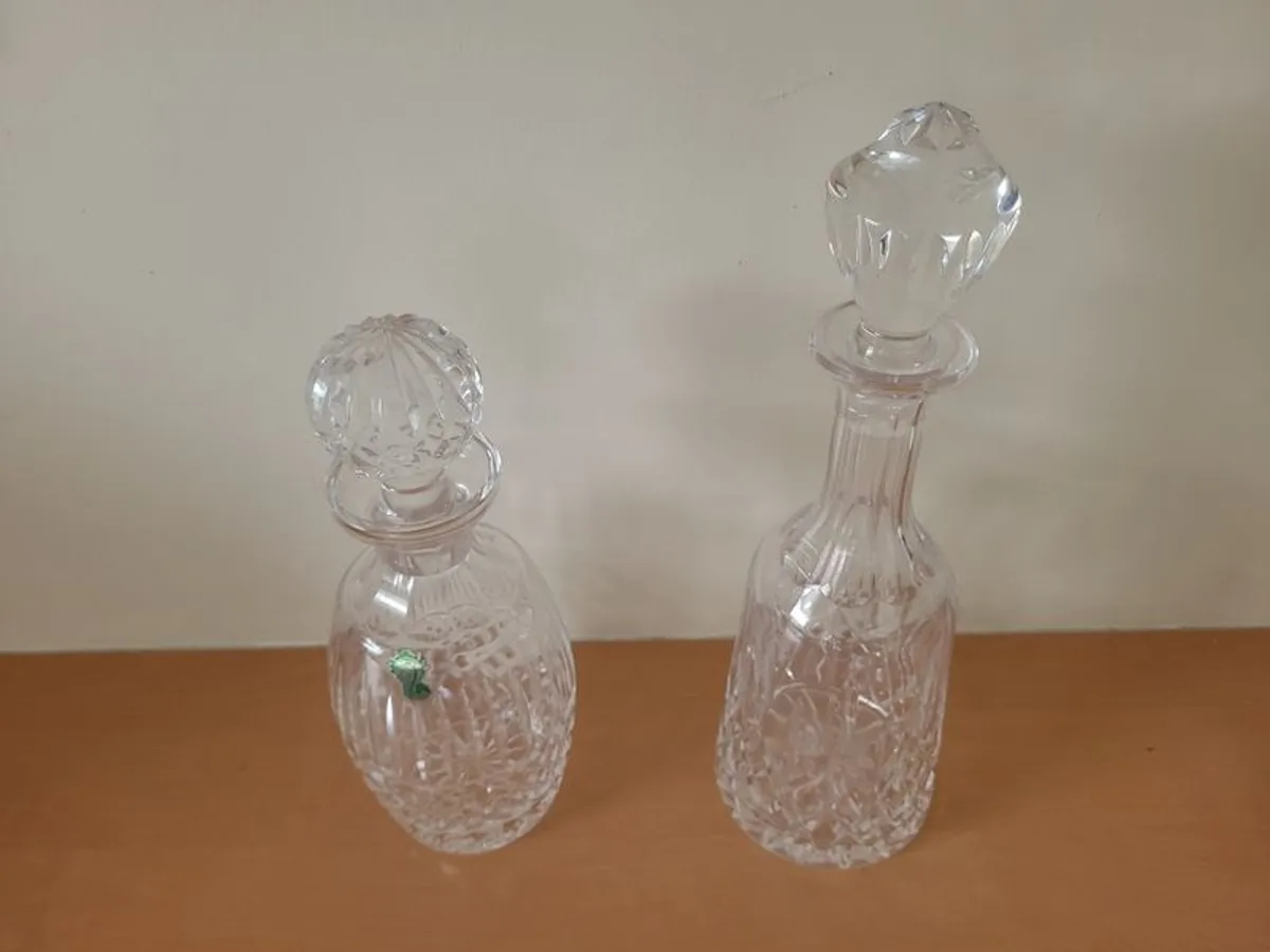 2 x Waterford Glass Vintage Decanters with Stoppers - Image 3