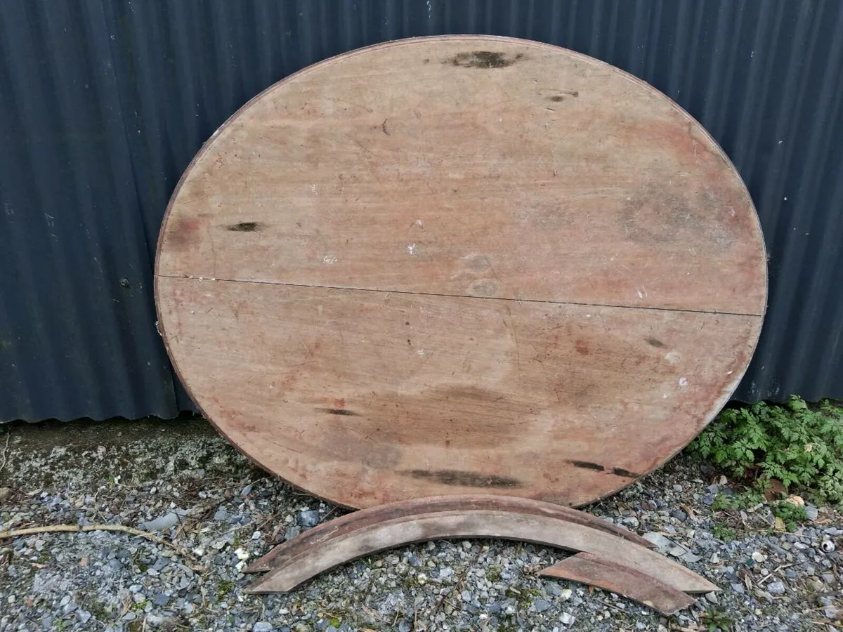 Lovely mahogany table top - Image 1