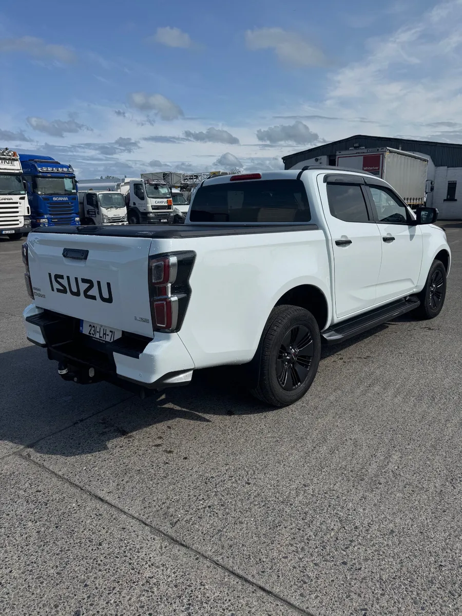 Isuzu  Dmax  2023 - Image 4