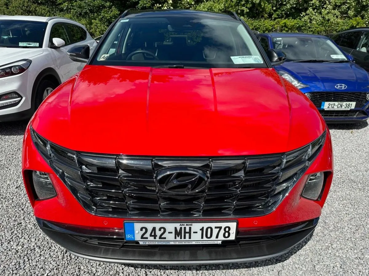 Hyundai Tucson 1.6d Executive Plus 2 Tone  just I - Image 2