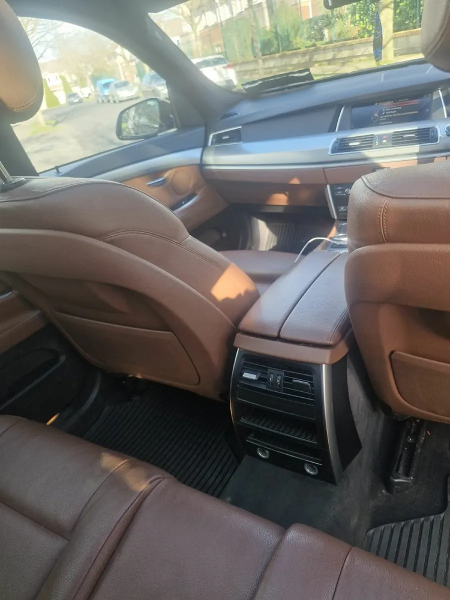 BMW 5-Series 2016 - Image 1