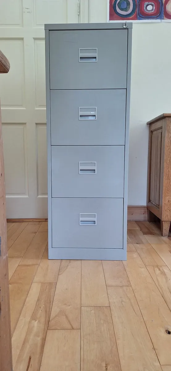 Office desk, storage press and filing cabinet - Image 4