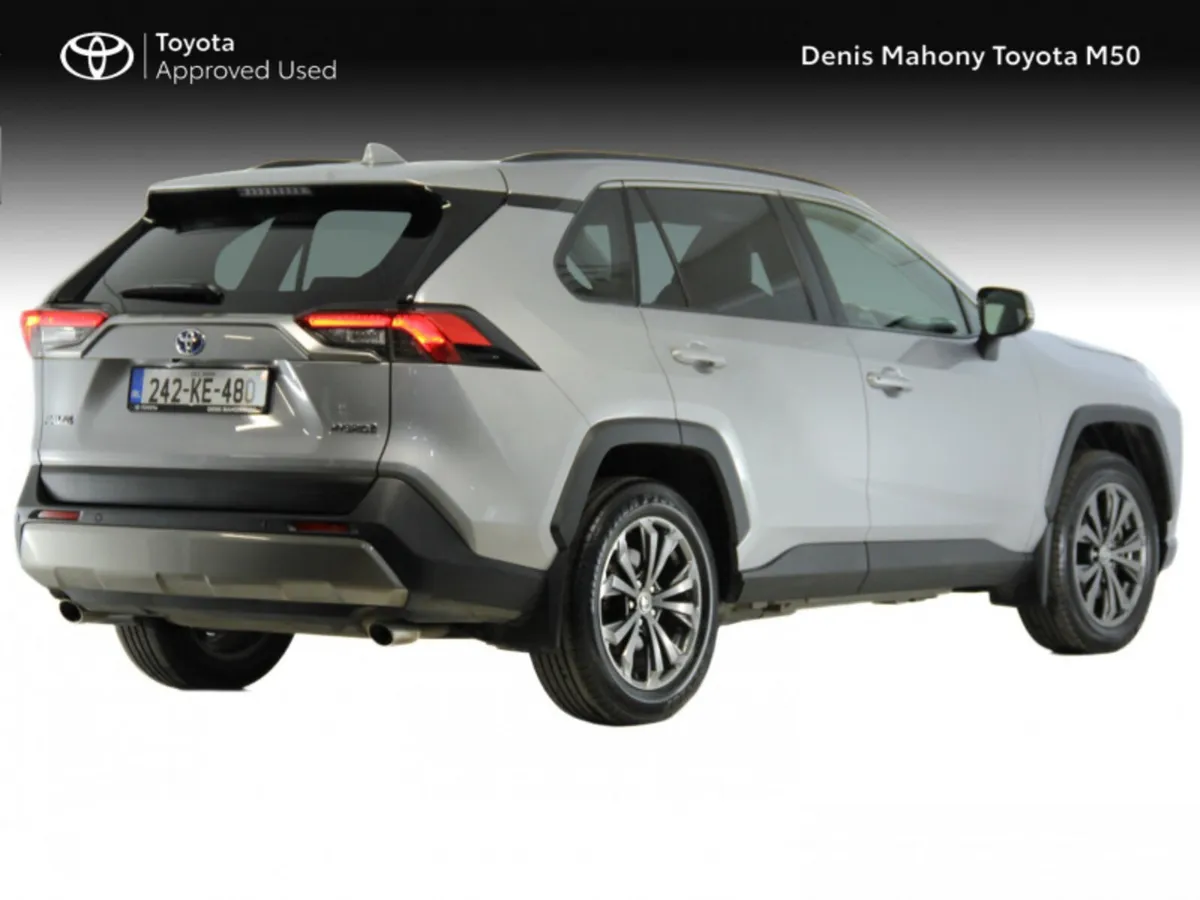 Toyota RAV4 Hybrid Platinum Edition - Image 2