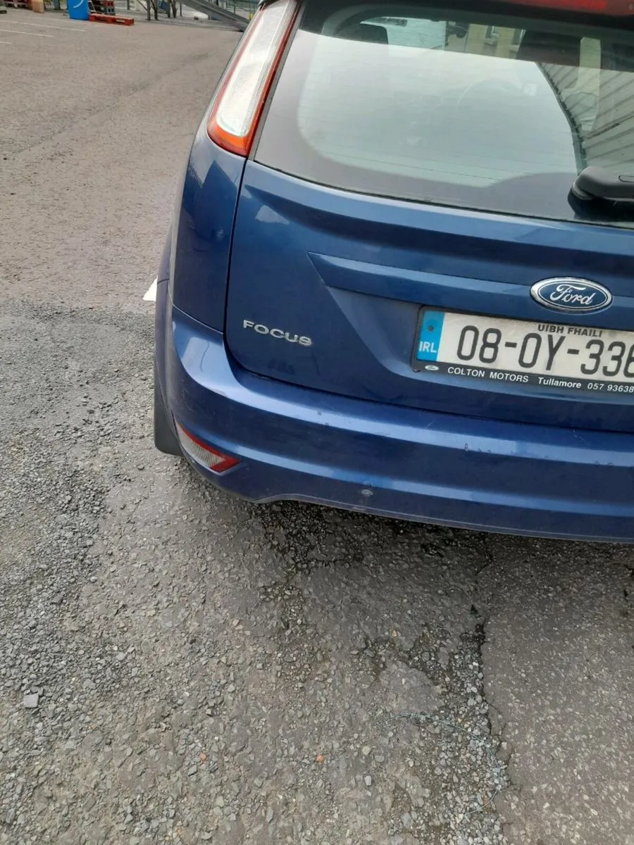 08 Ford Focus - Image 3