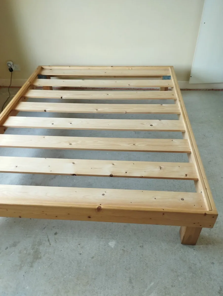 Bed - Image 2