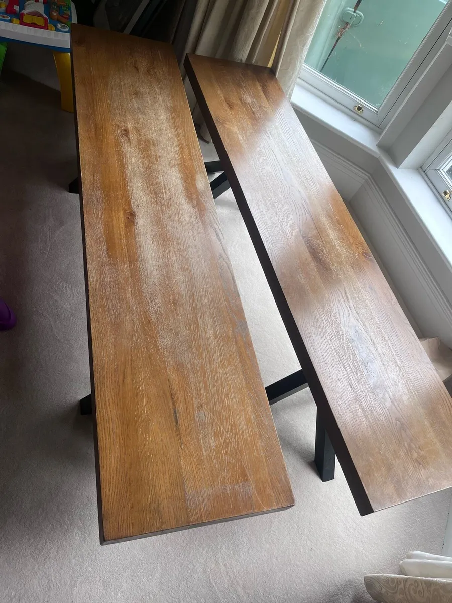 Ez living table and 2 benches - Image 2