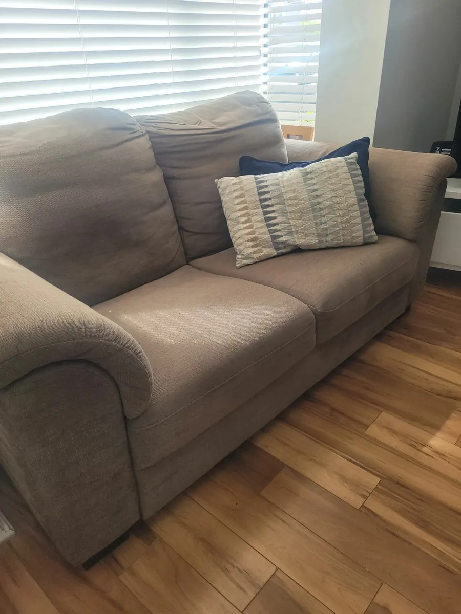 Sofa - Image 4