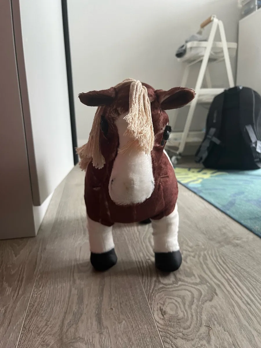 Lemieux toy pony - Image 2