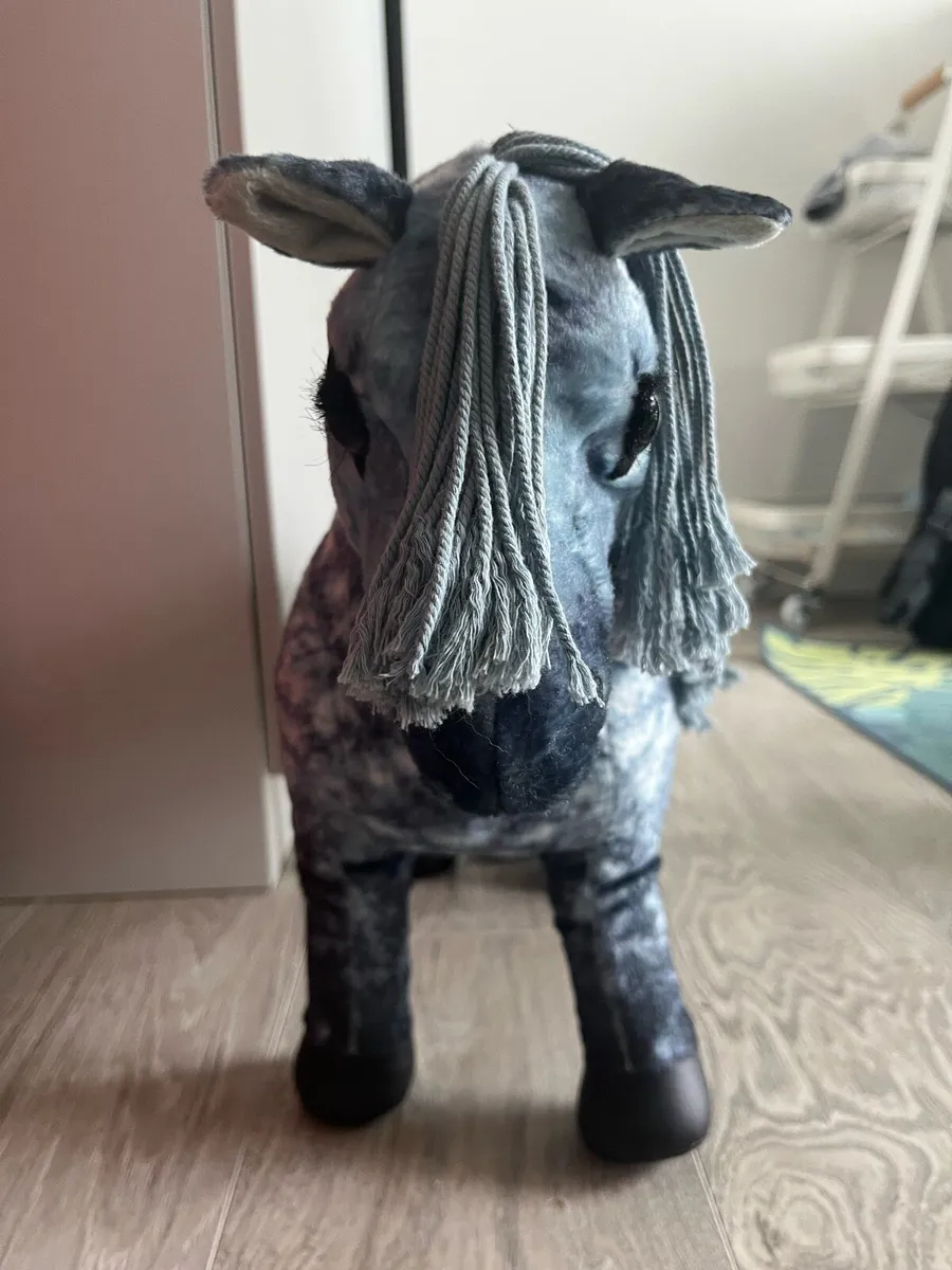 Lemieux toy pony - Image 4