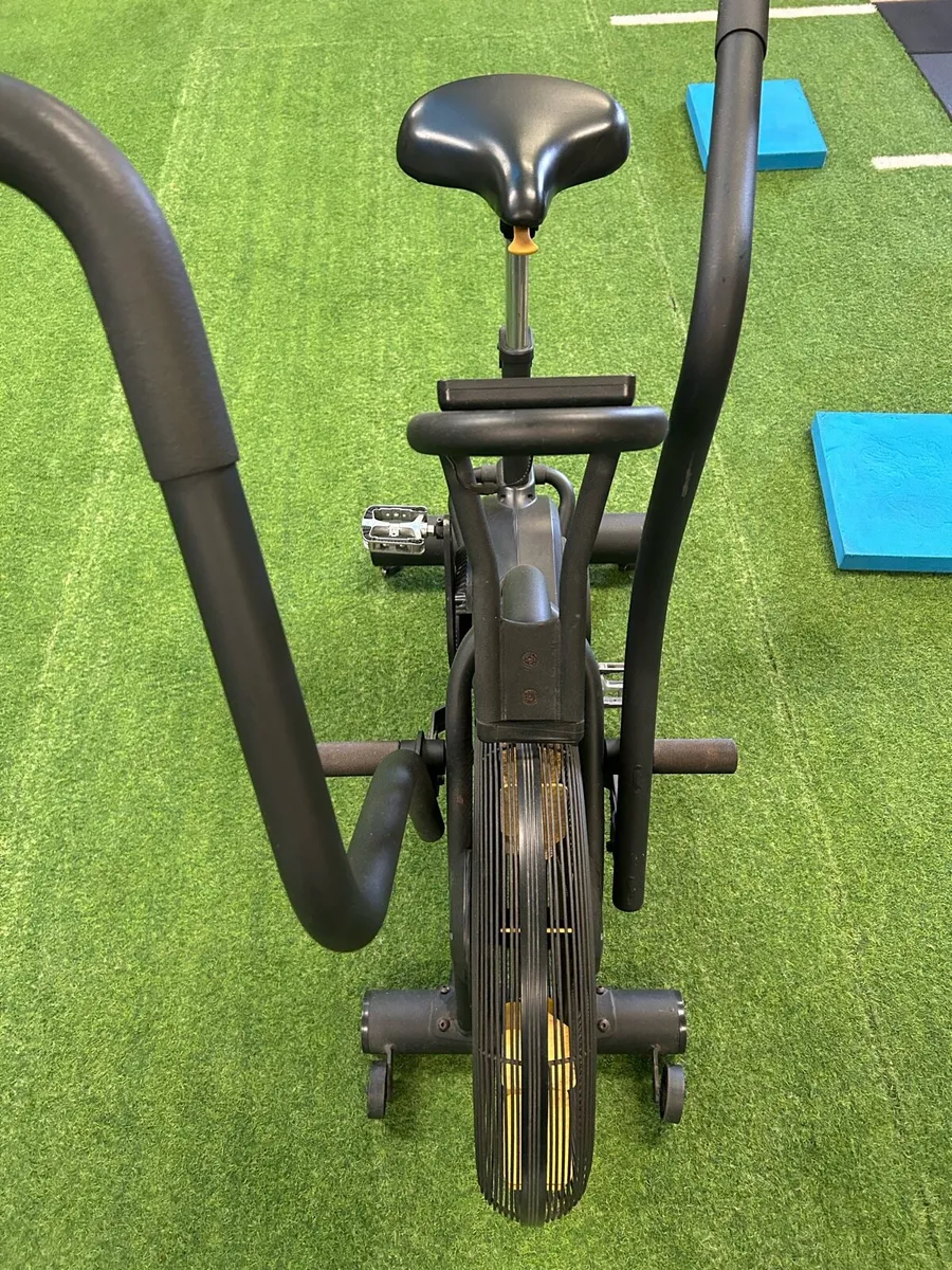 Evo Renegade Air Bike - Image 2