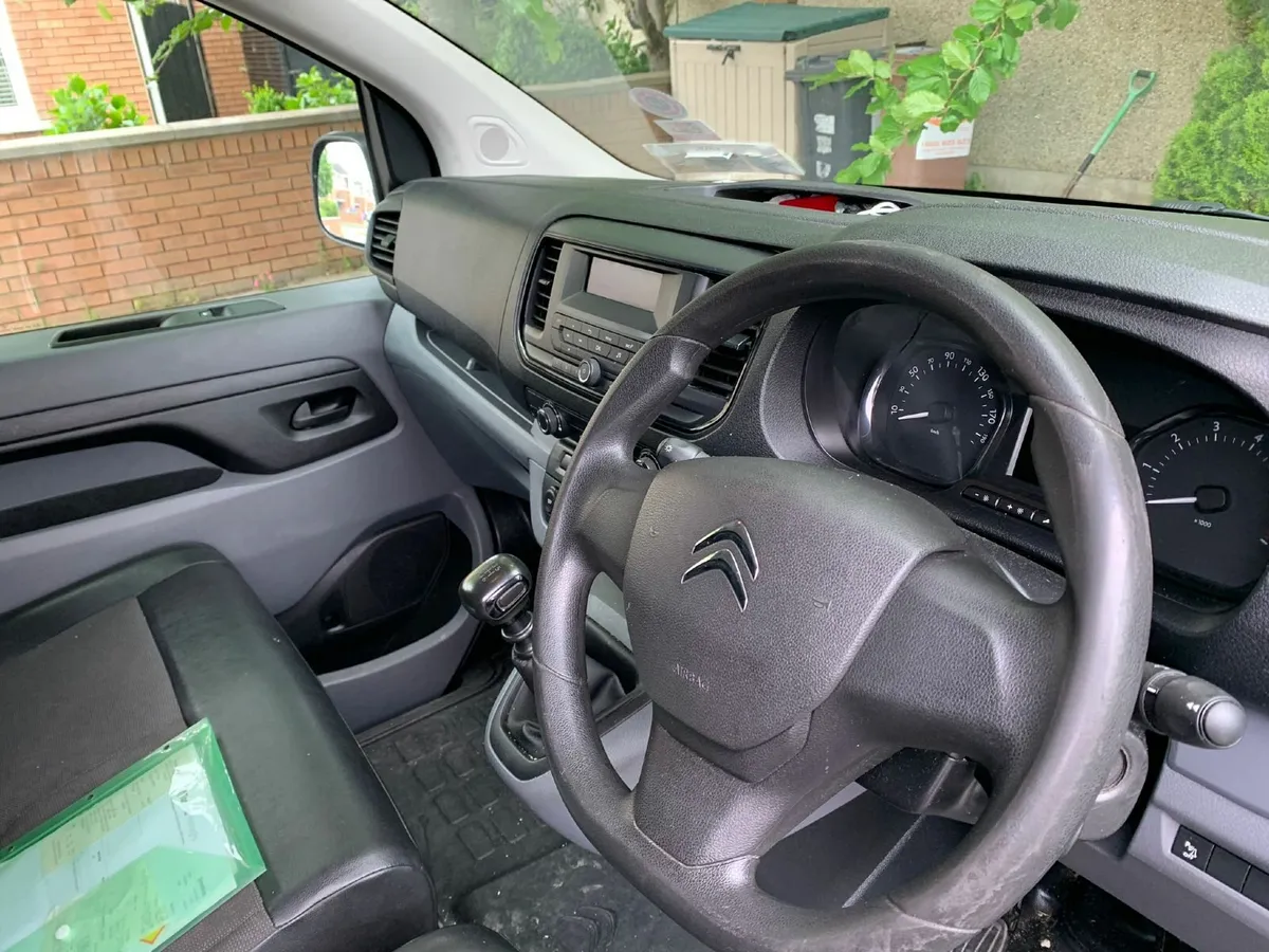 Reach and Wash Window Cleaning Van - Image 3