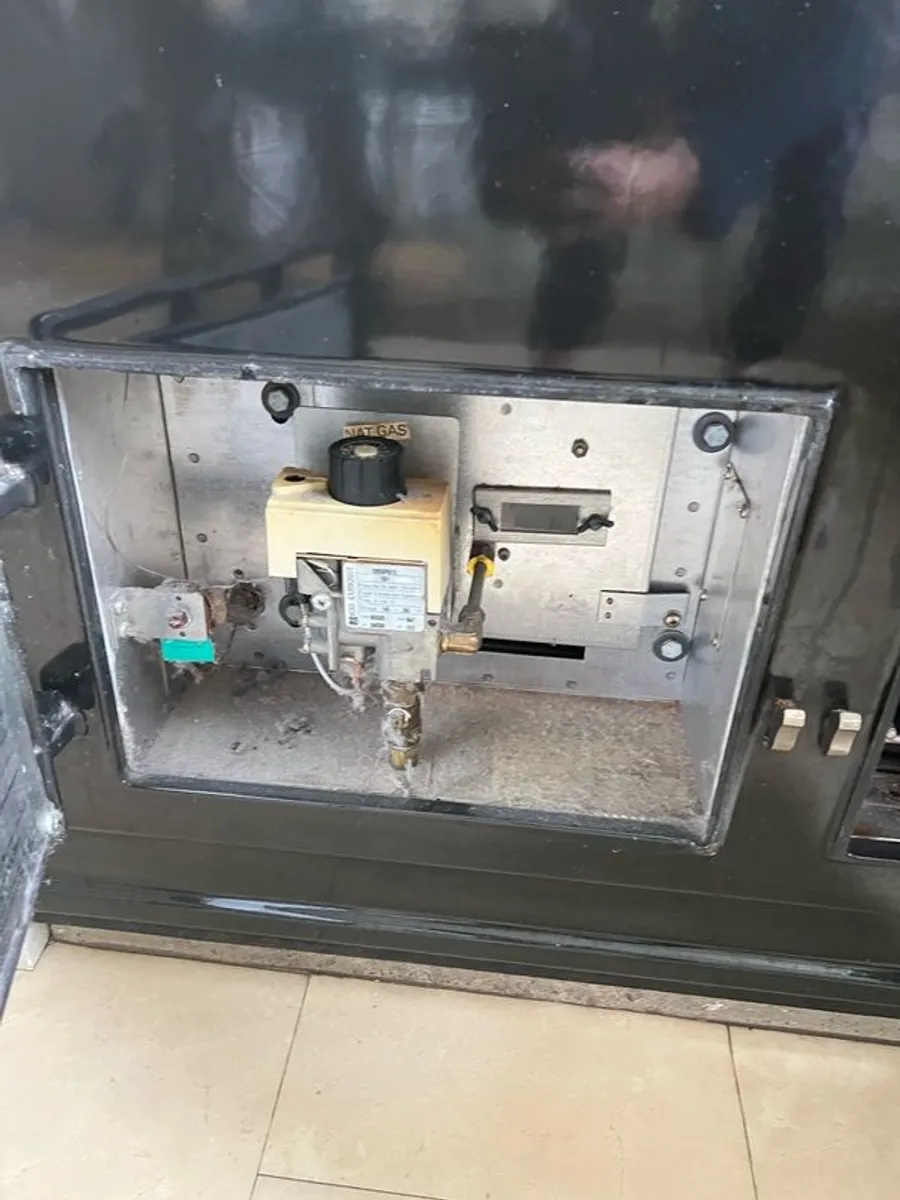Aga gas cooker black - Image 4