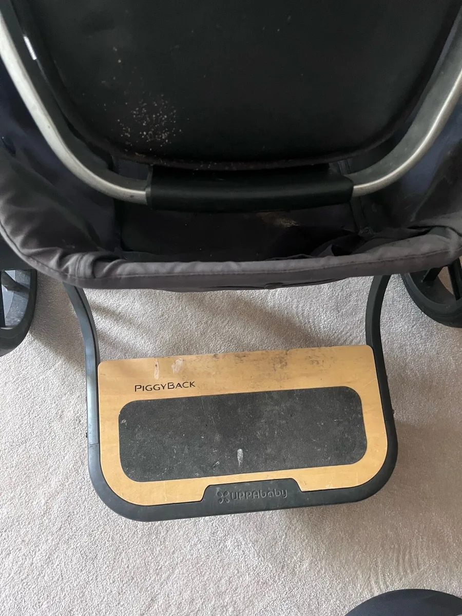 Uppa baby buggy travel system - Image 3