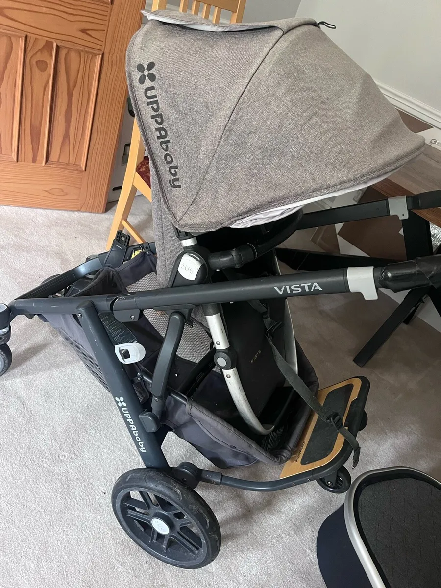 Uppa baby buggy travel system - Image 1