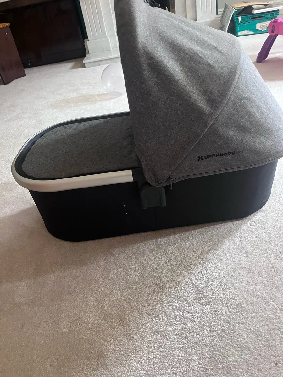 Uppa baby buggy travel system - Image 4