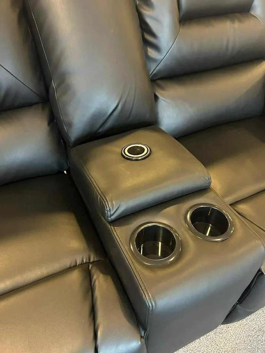 New 3+2 Leather Electric Recliner With Console - Image 4