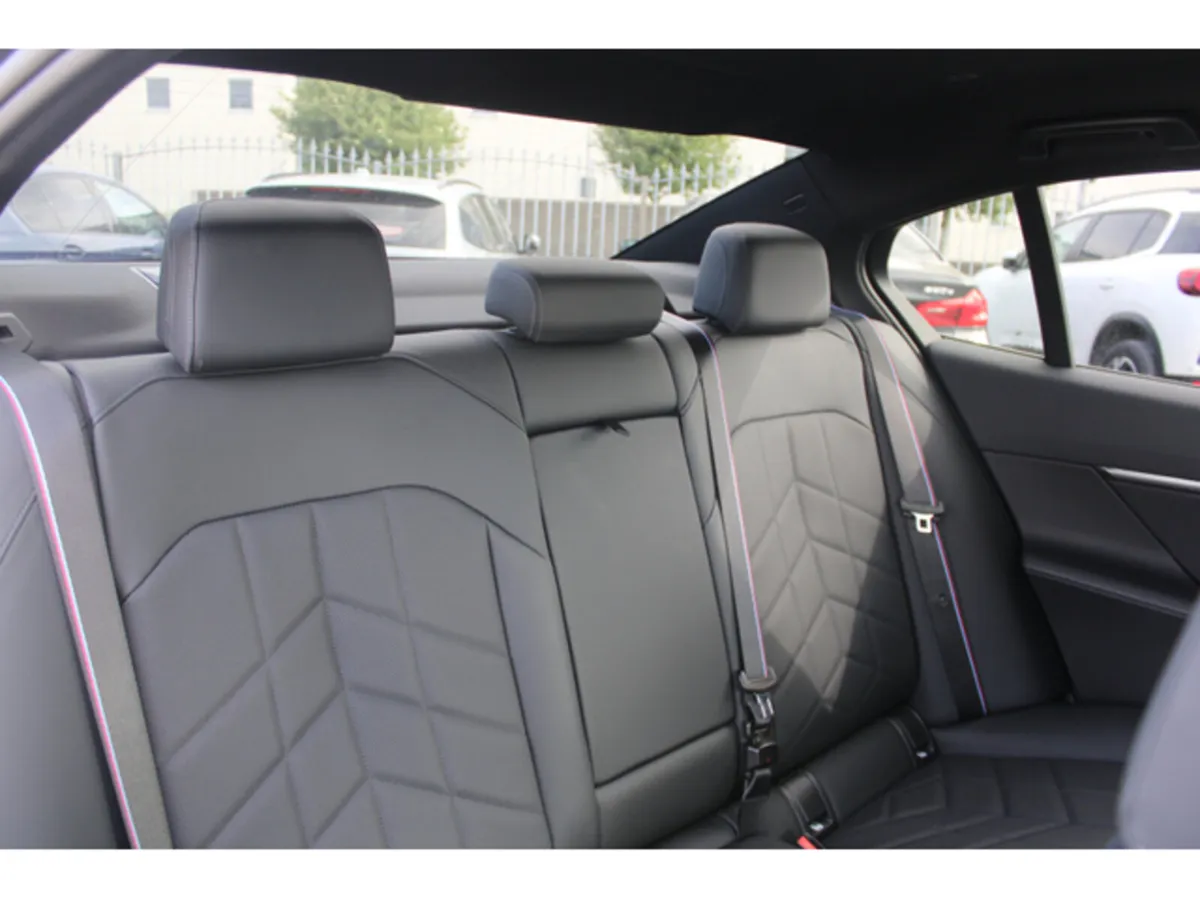 BMW 5-Series 520i M Sport Pro *New model* - Image 4