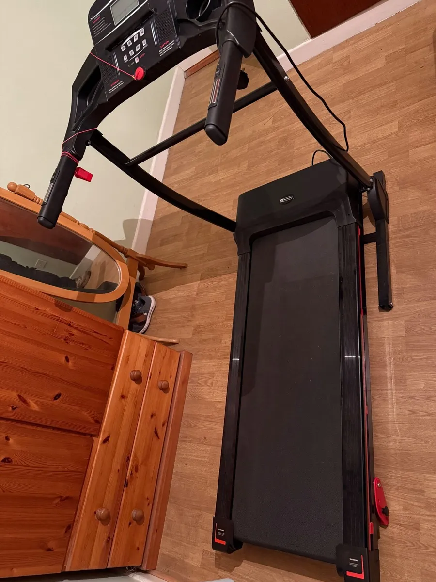Treadmill - Image 4